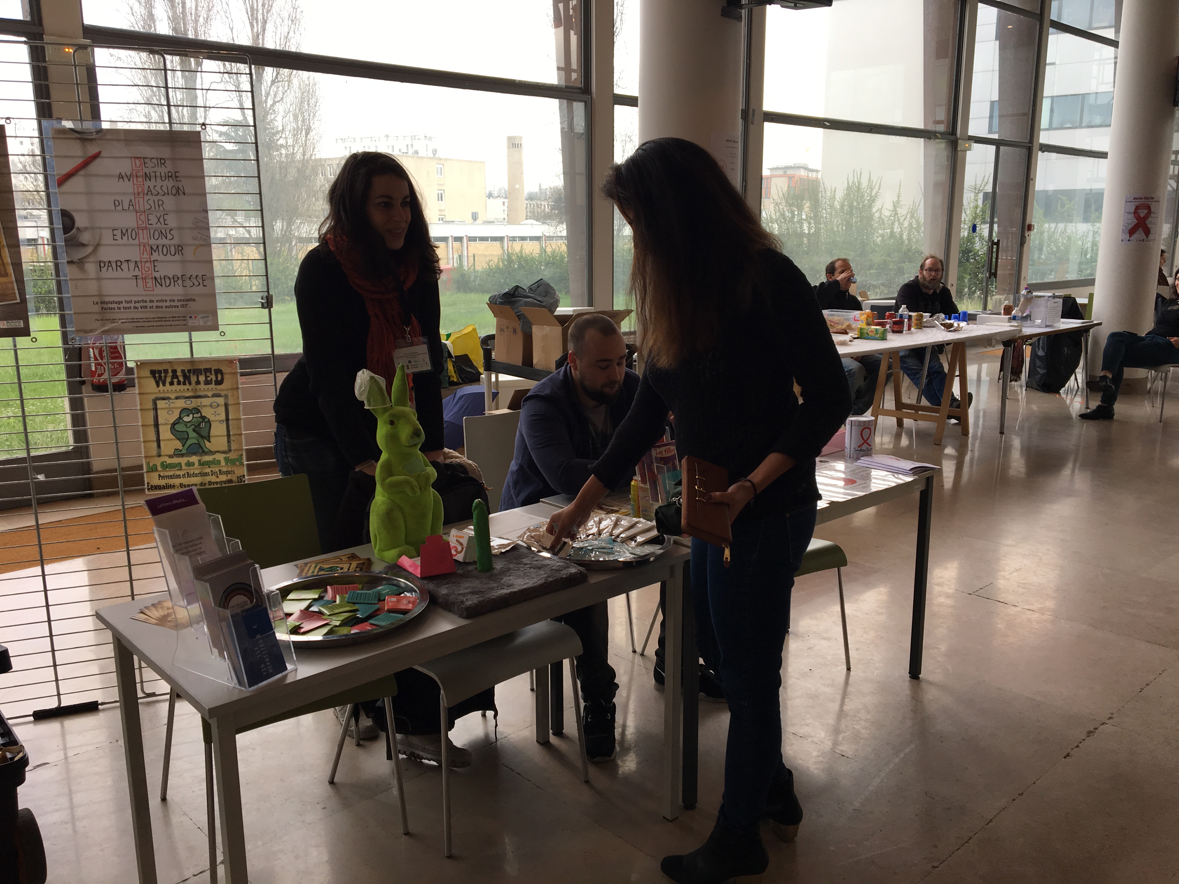 Stand Sida Paroles